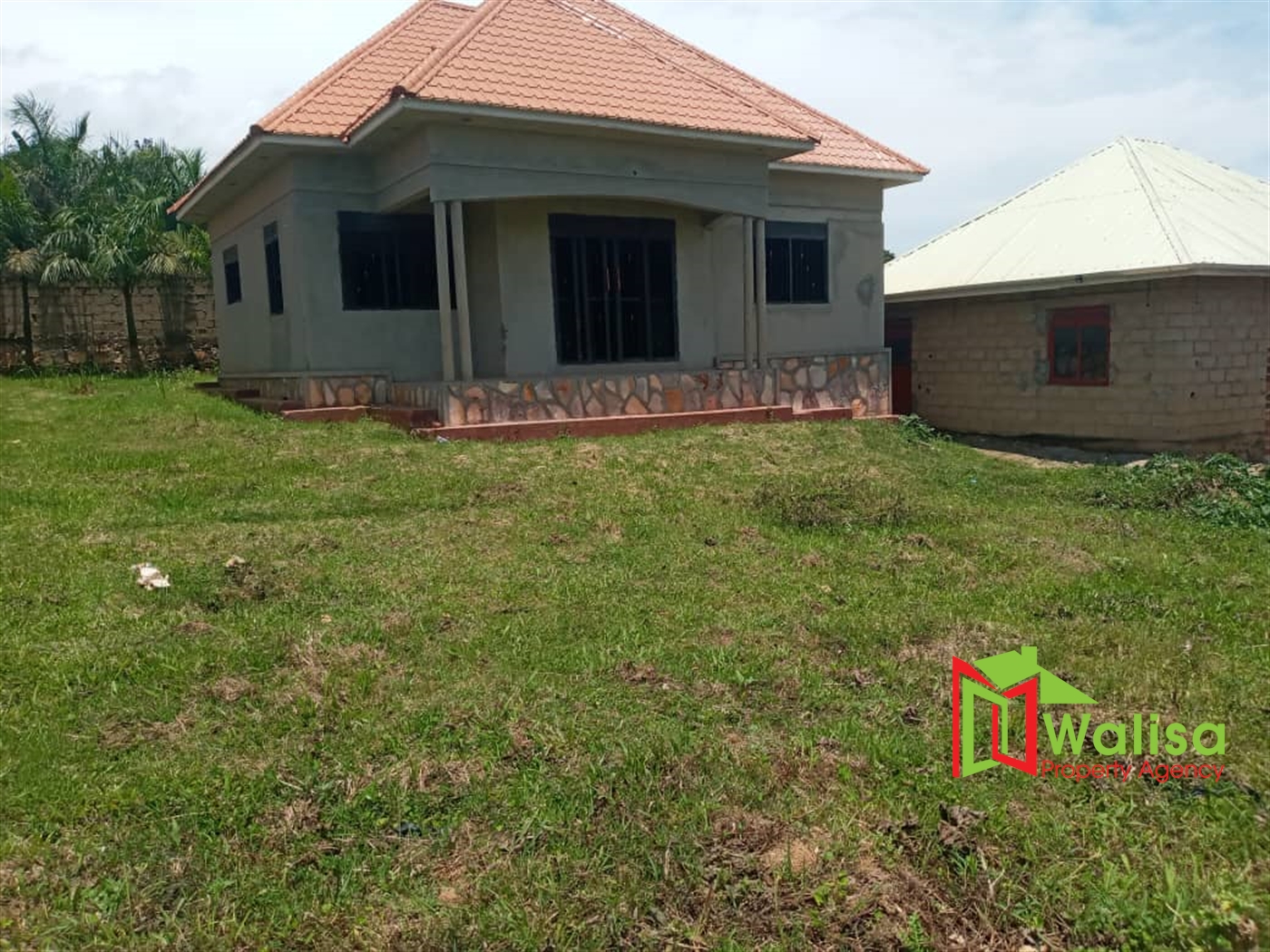 Bungalow for sale in Kitende Wakiso