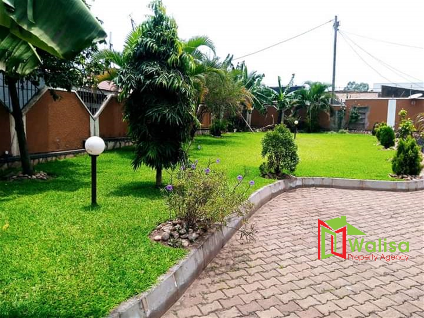 Bungalow for sale in Kyaliwajjala Wakiso