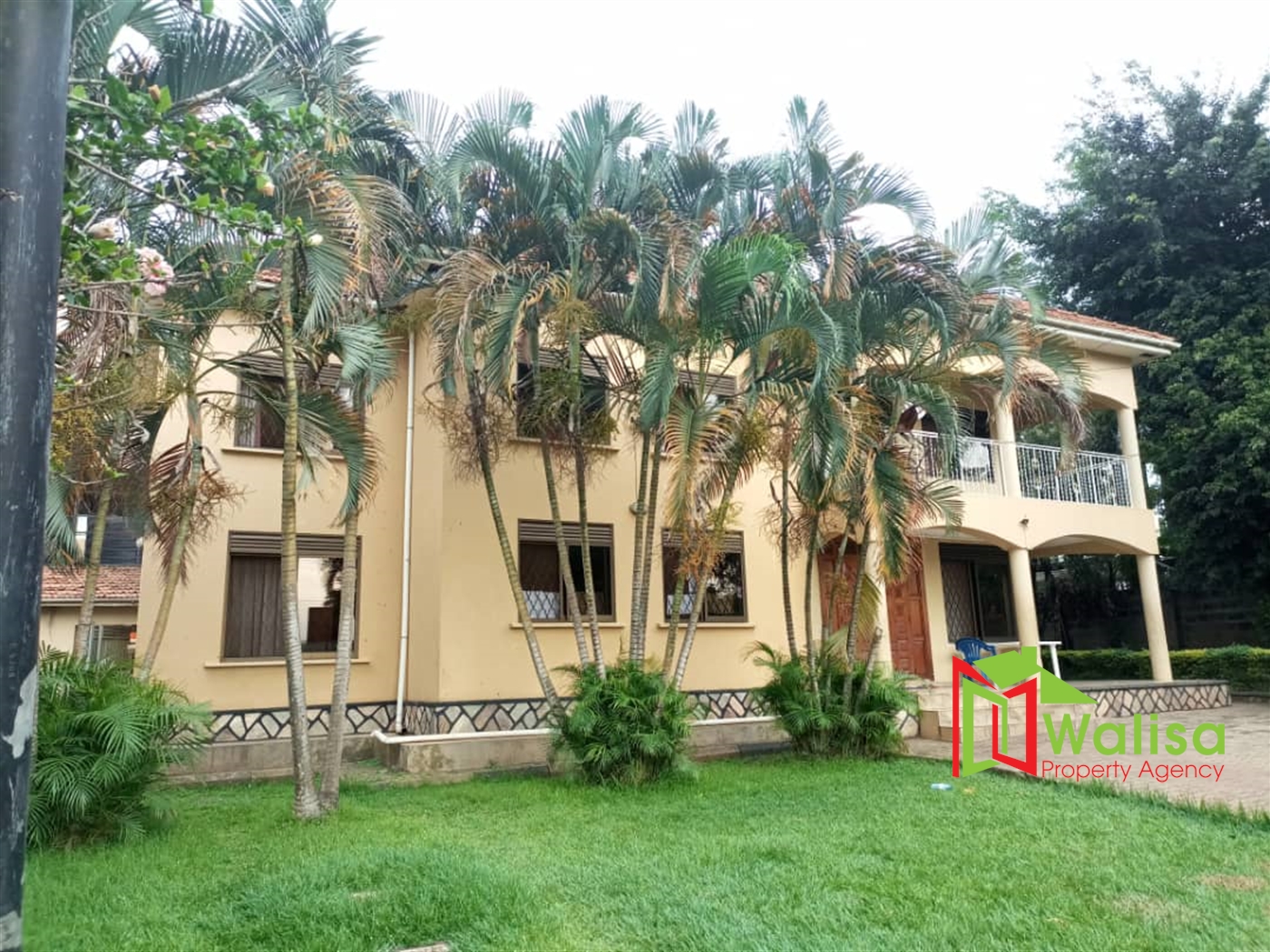 Storeyed house for sale in Naalya Wakiso