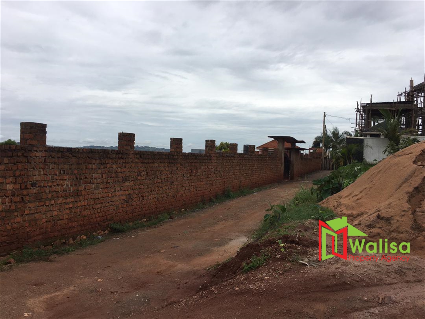 Storeyed house for sale in Seguku Wakiso