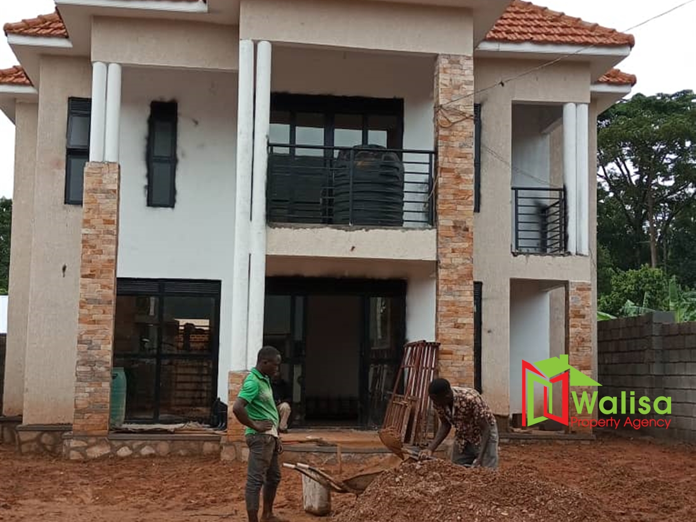 Storeyed house for sale in Seguku Wakiso