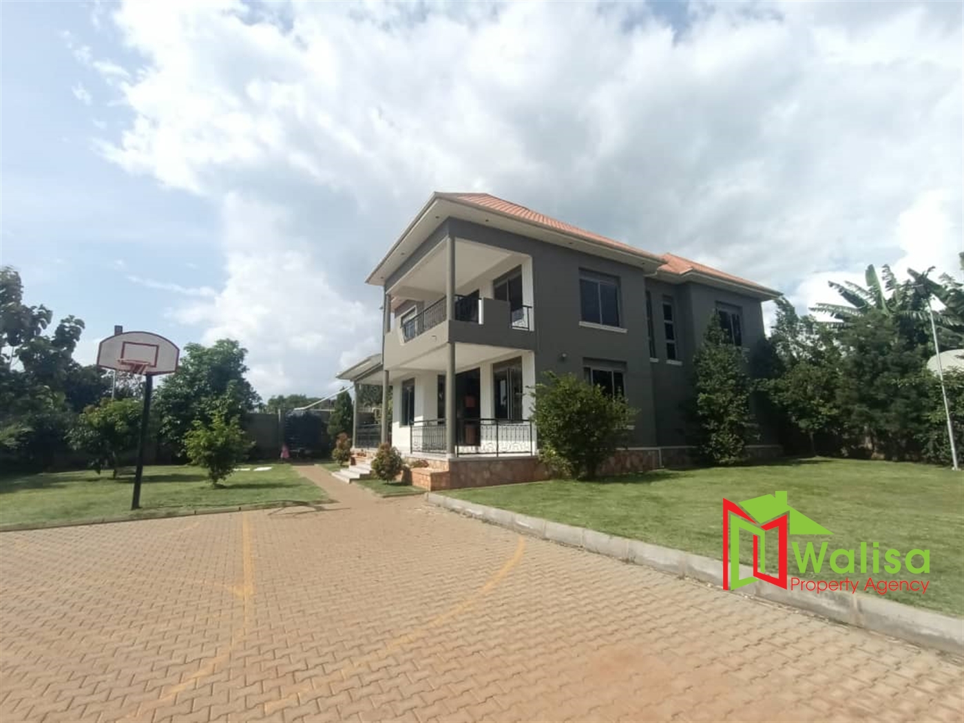 Storeyed house for sale in Kira Wakiso