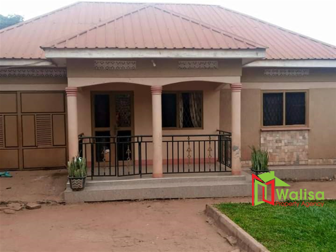 Town House for sale in Mpererwe Kampala