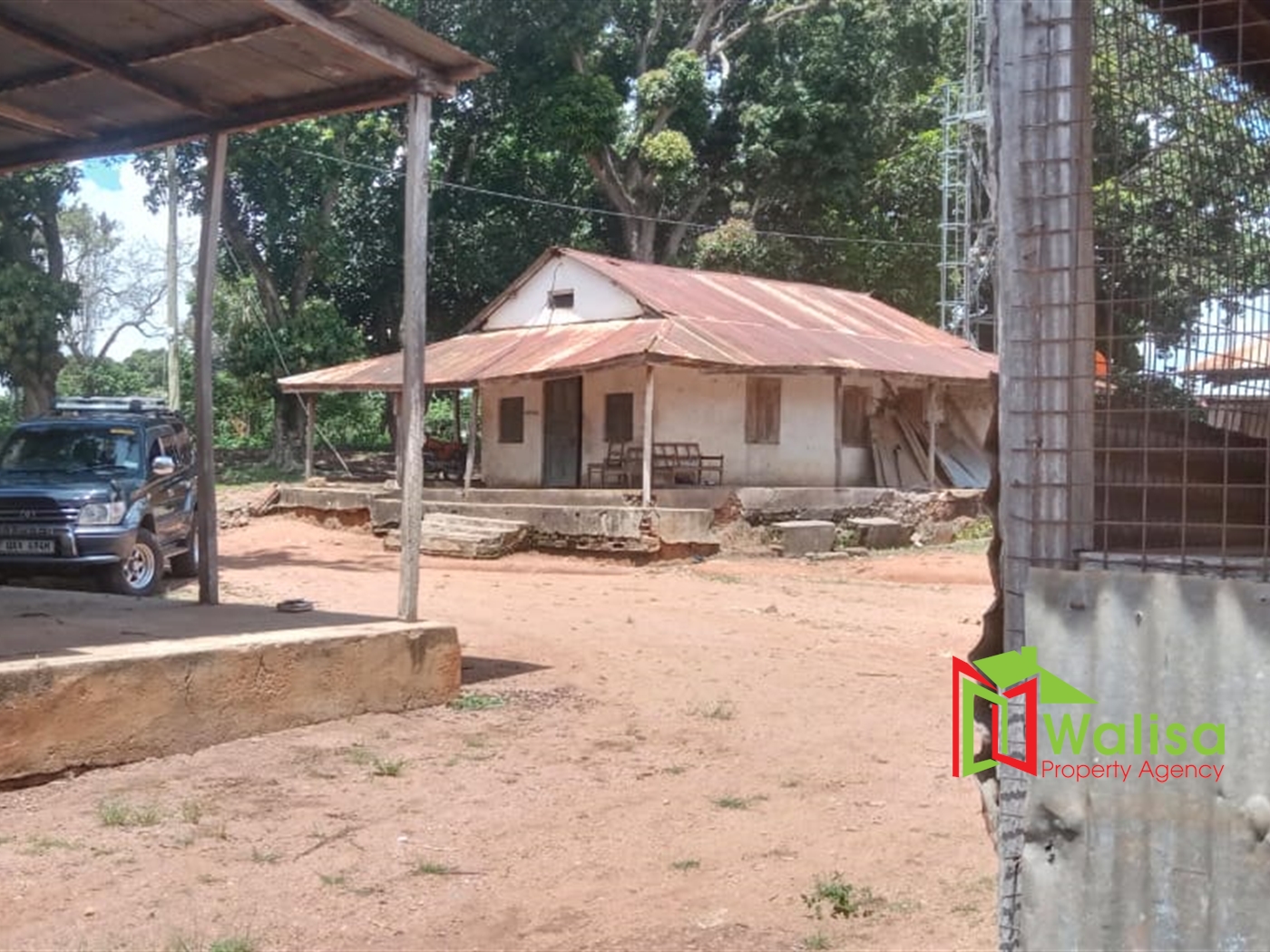 Commercial block for sale in Wobulenzi Wakiso