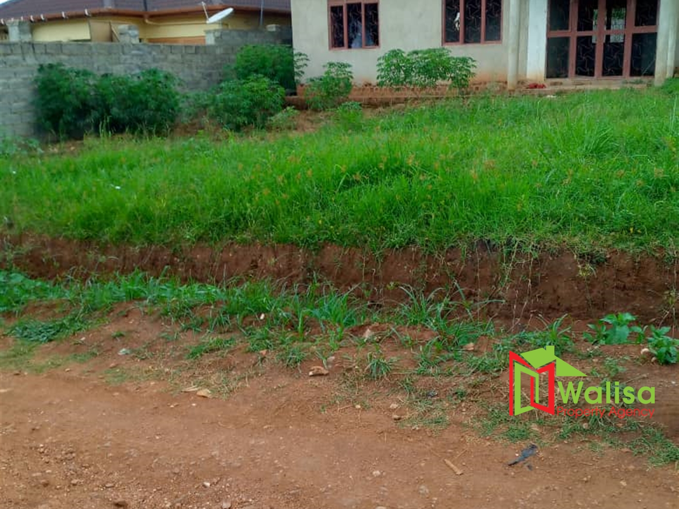 Town House for sale in Nakweelo Wakiso