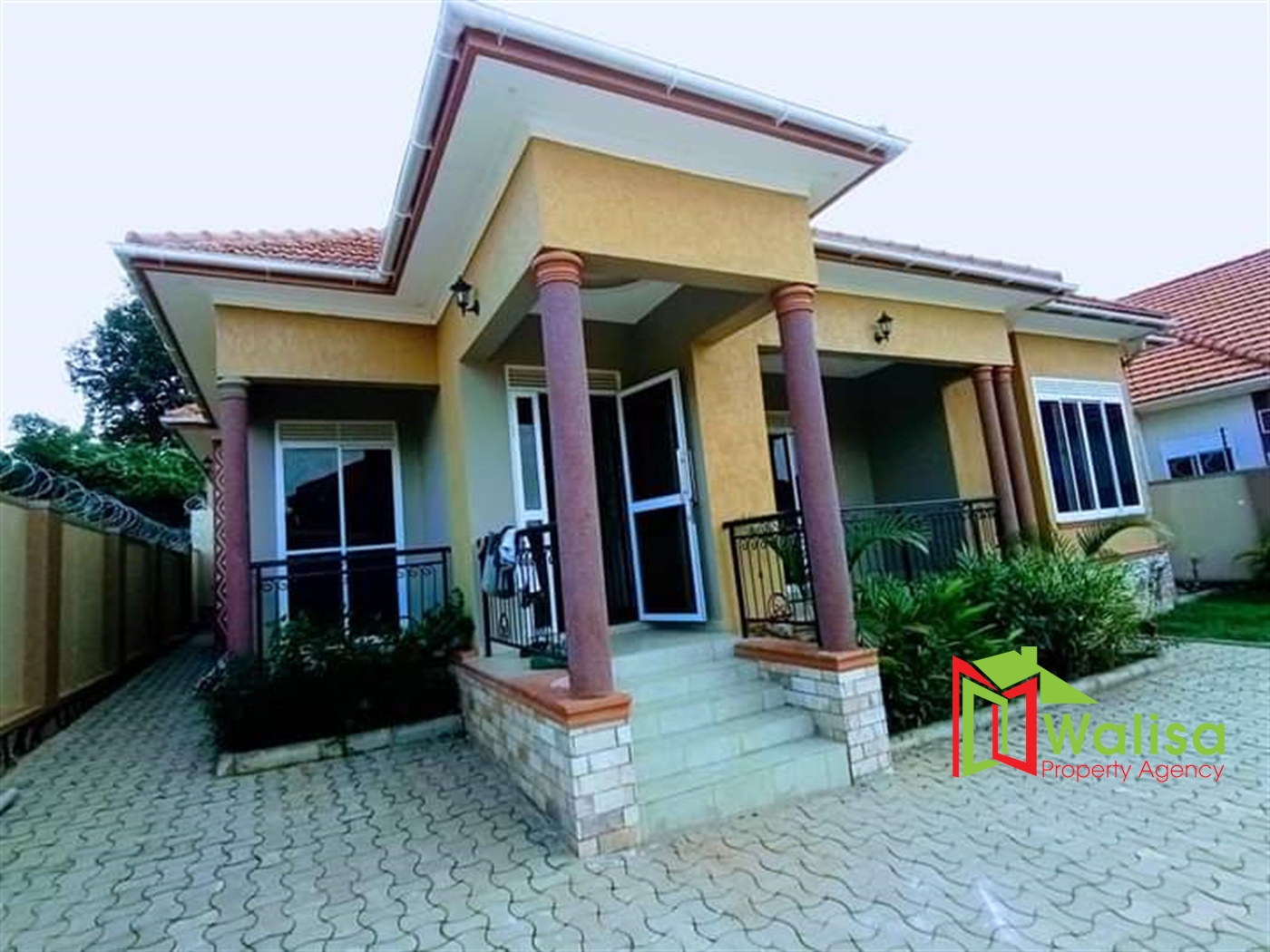 Town House for sale in Kira Wakiso