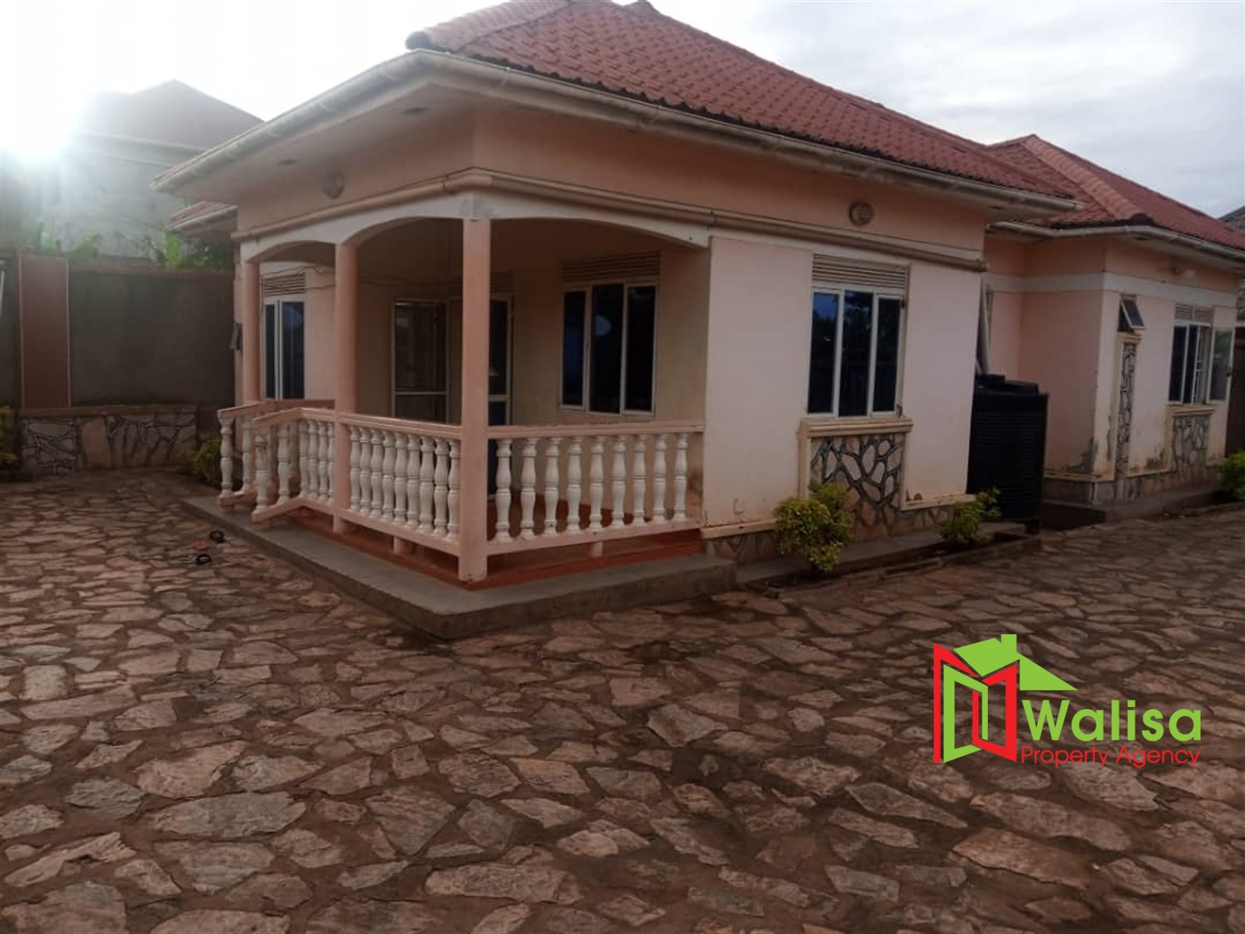 Town House for sale in Namugongo Wakiso