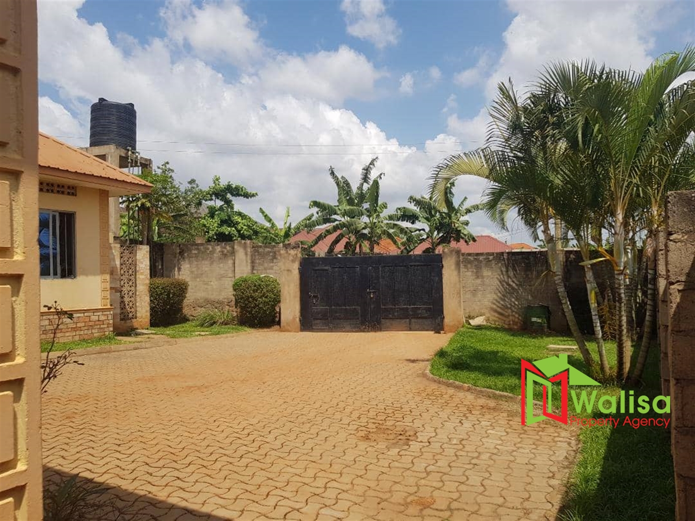 Town House for sale in Kyanja Kampala