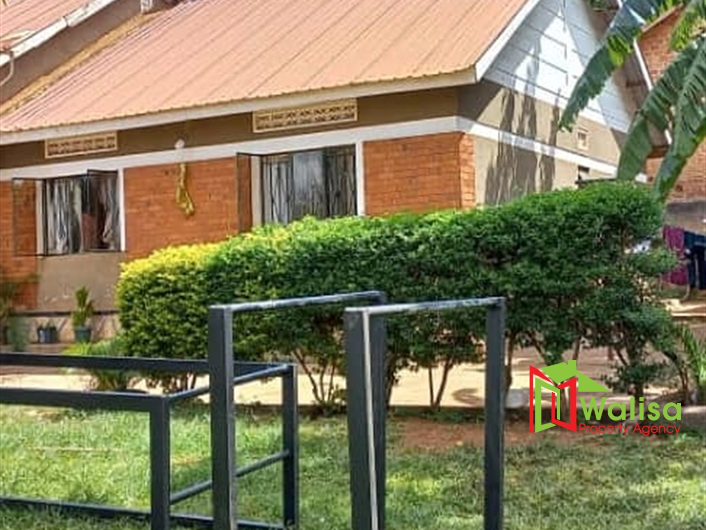 Town House for sale in Kyaliwajjala Wakiso