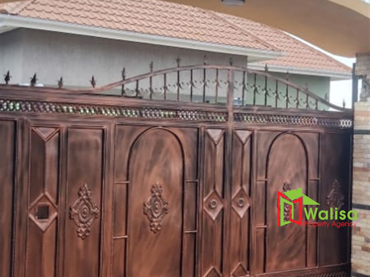 Bungalow for sale in Kitende Wakiso