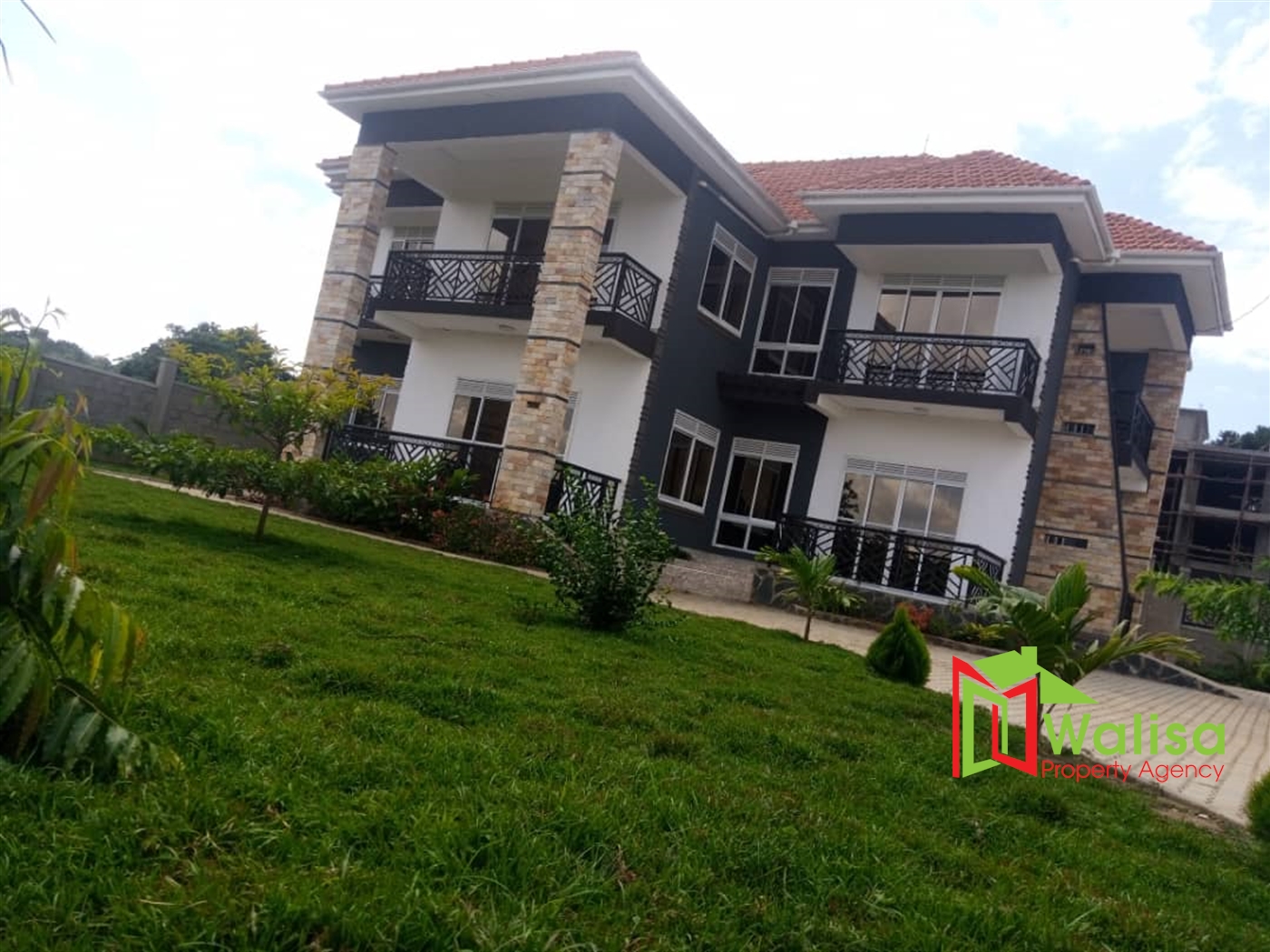 Storeyed house for sale in Munyonyo Kampala