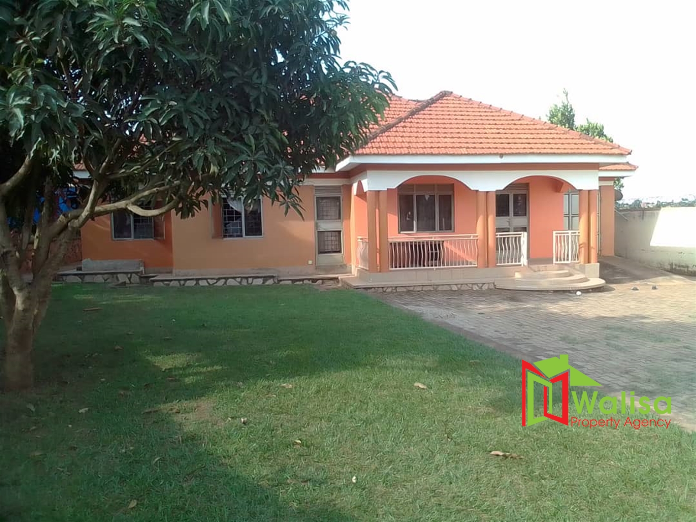 Town House for sale in Mbalwa Wakiso