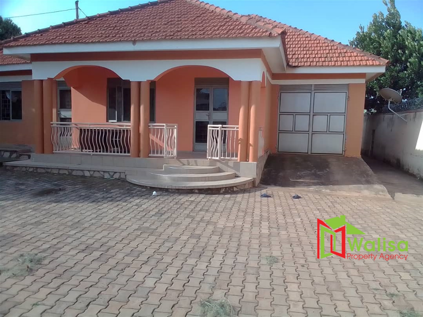 Town House for sale in Mbalwa Wakiso