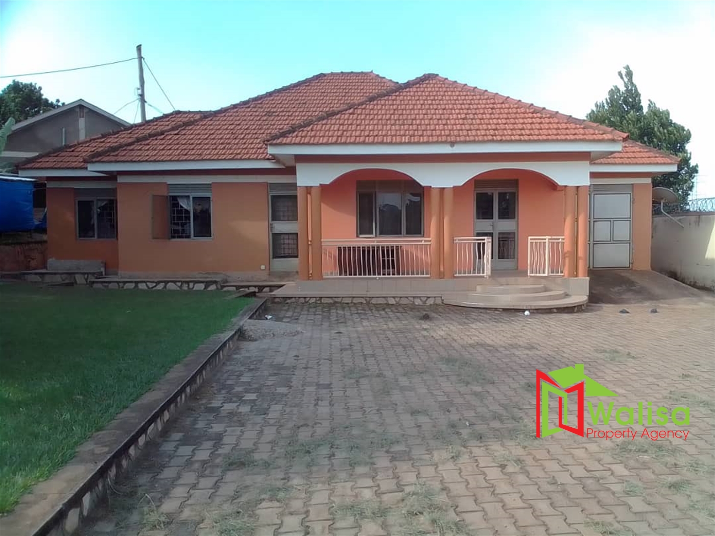 Town House for sale in Mbalwa Wakiso