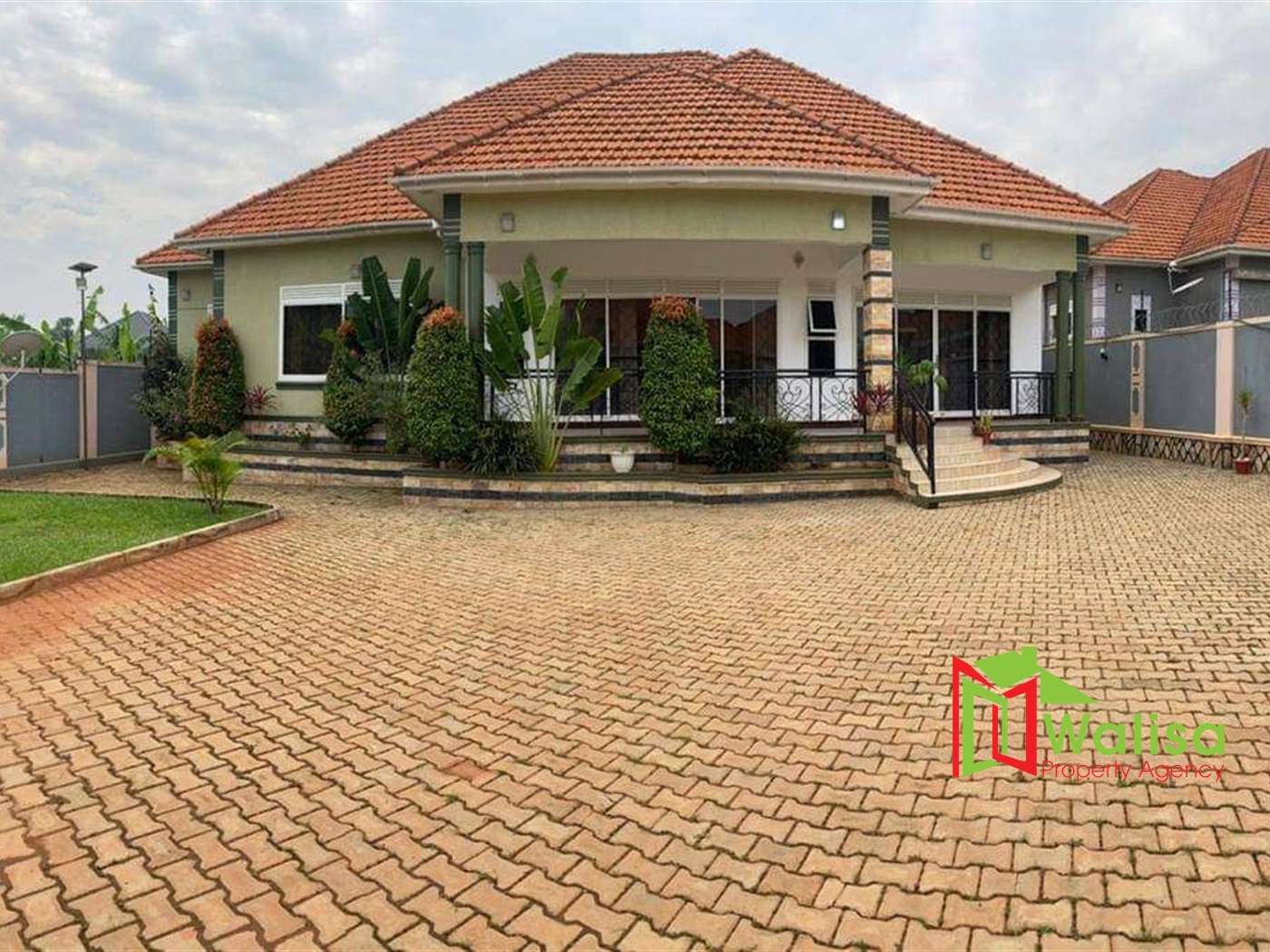 Bungalow for sale in Kitende Wakiso