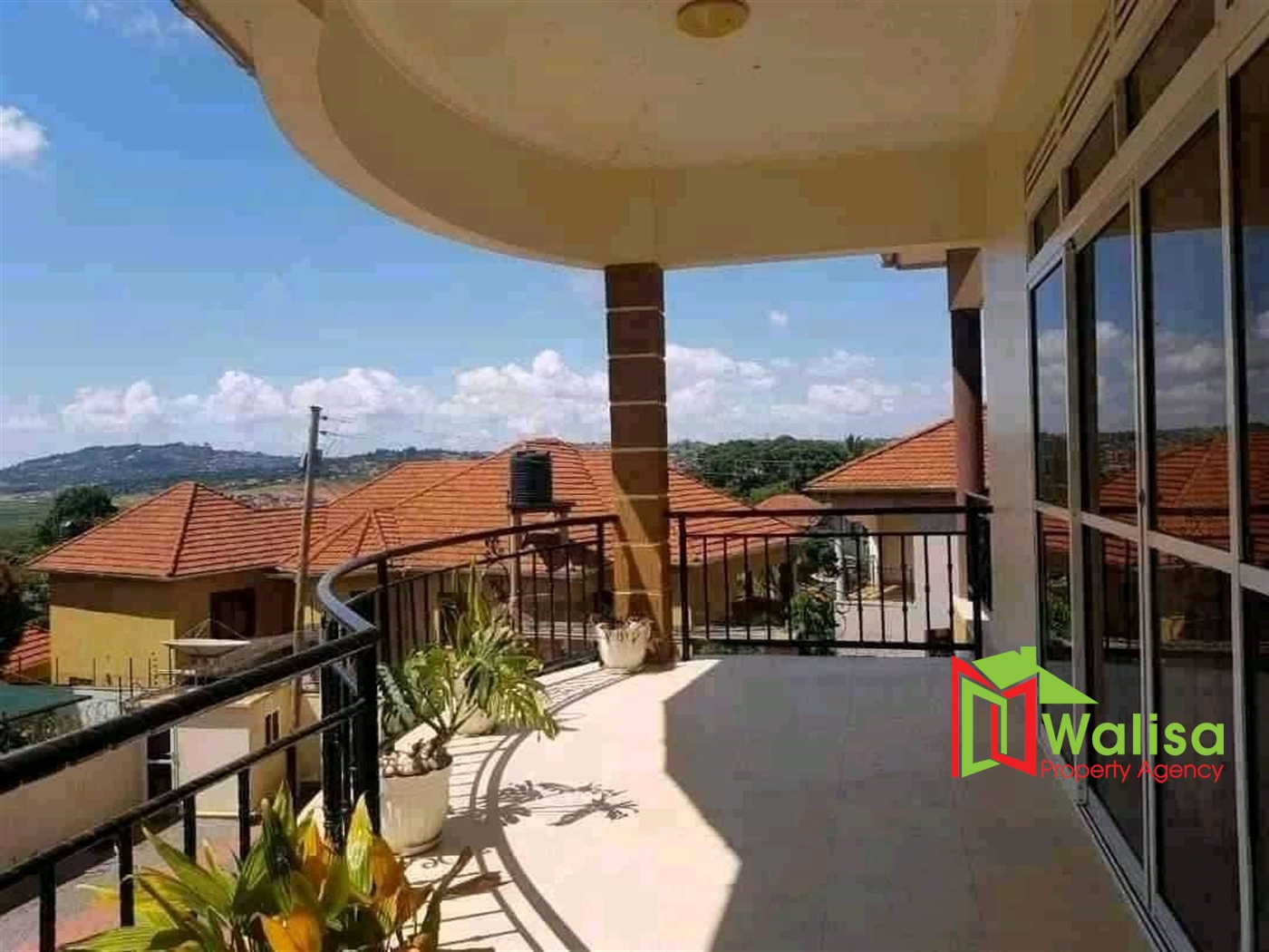 Mansion for sale in Munyonyo Kampala