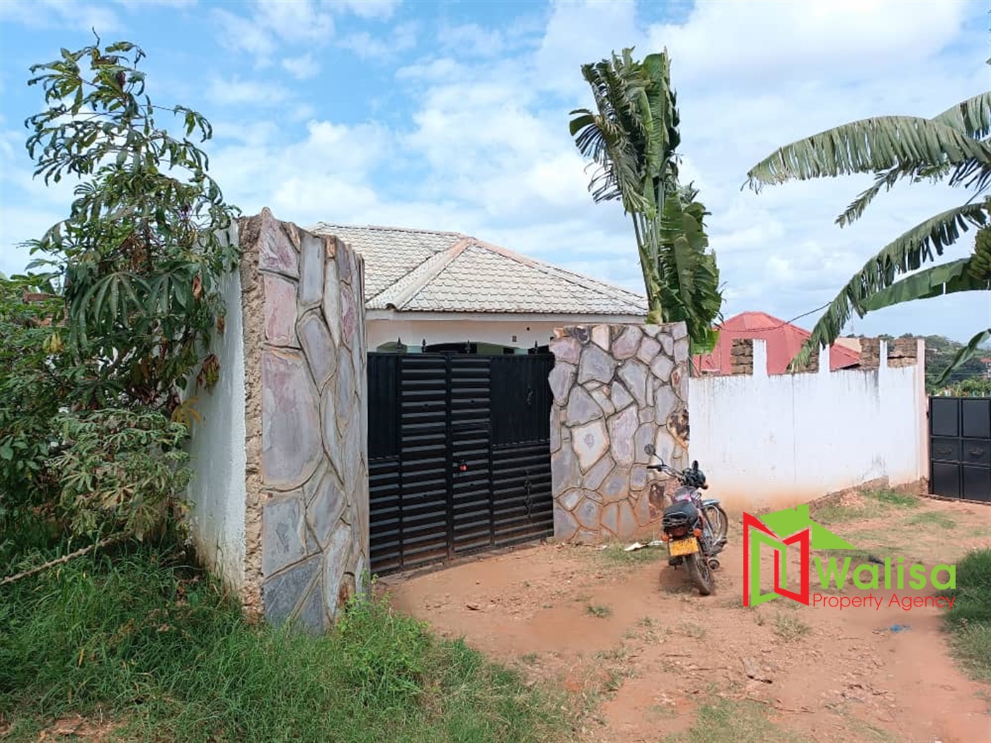 Town House for sale in Seeta Mukono