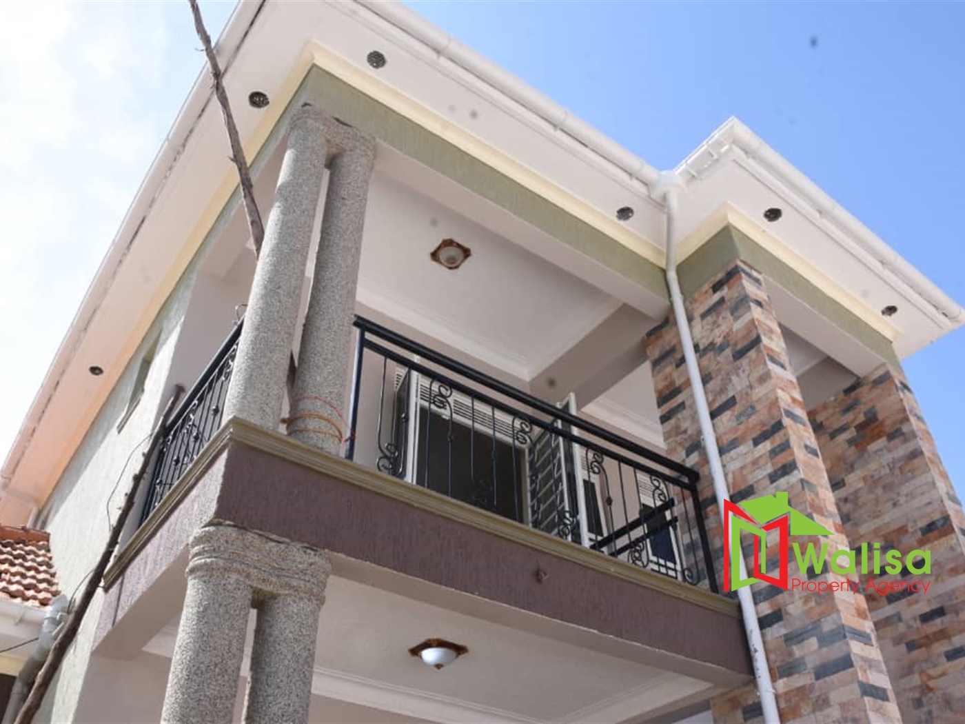 Storeyed house for sale in Busaabala Wakiso
