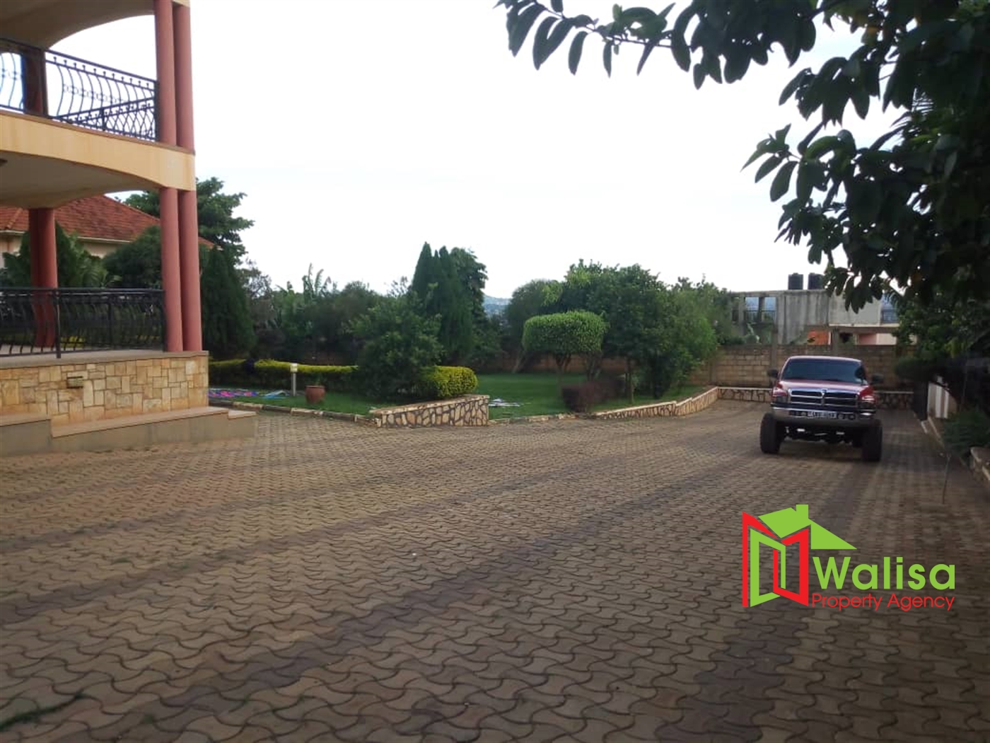 Storeyed house for sale in lubowa Wakiso
