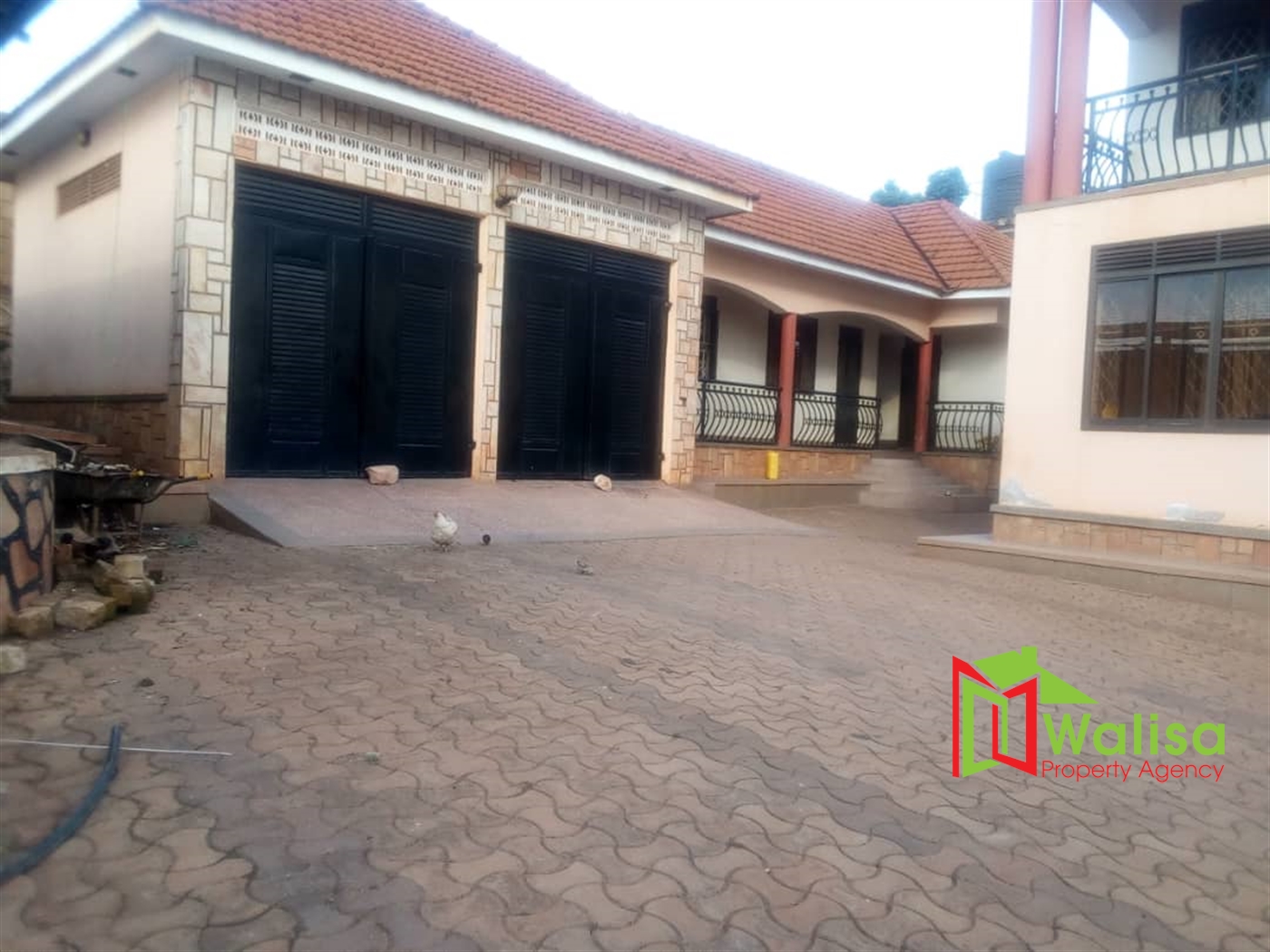 Storeyed house for sale in Lubowa Wakiso