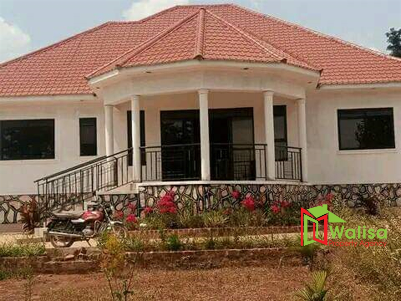 Mansion for sale in Matugga Wakiso