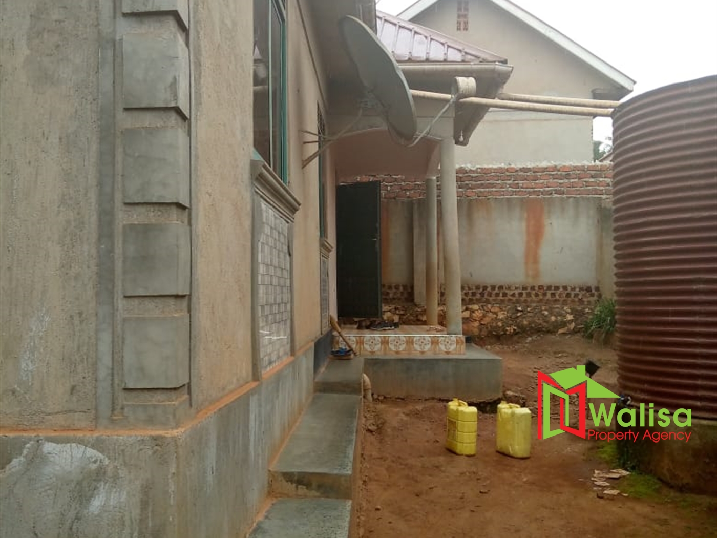 Town House for sale in Matugga Wakiso