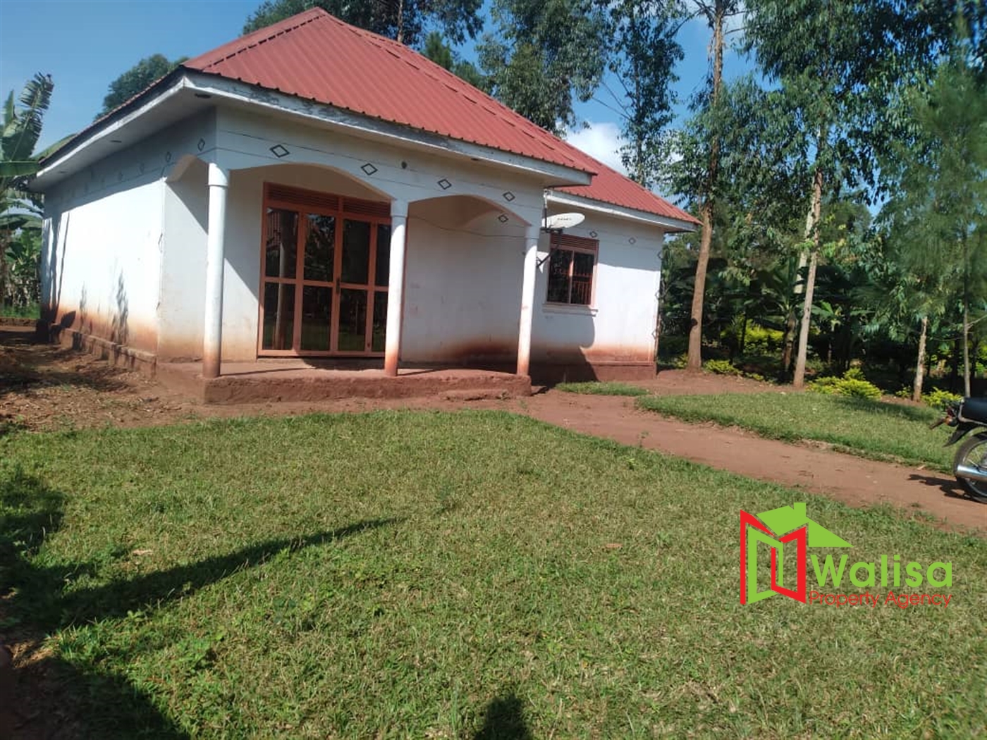 Shell House for sale in Busiika Luwero