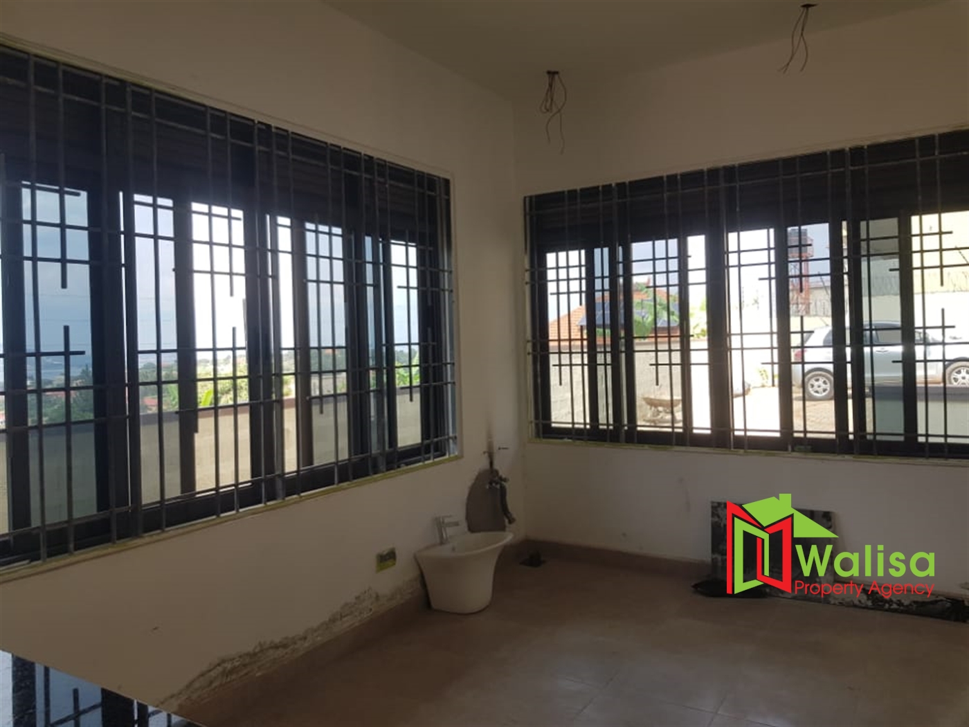 Storeyed house for sale in Bwebajja Wakiso