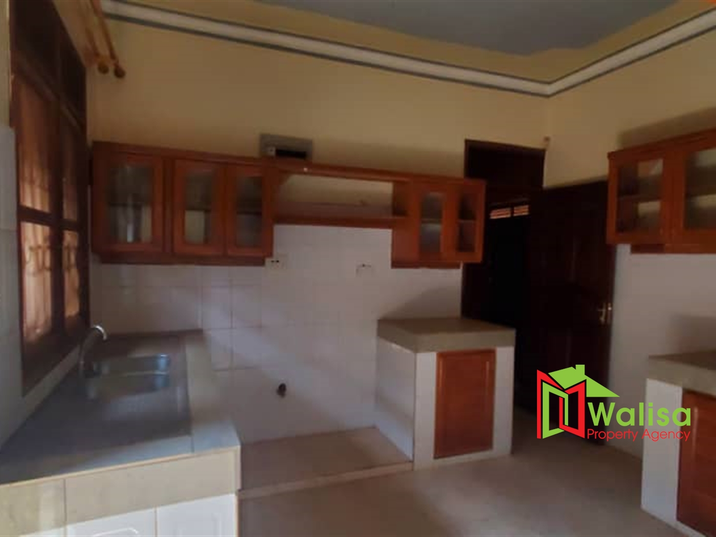 Bungalow for sale in Bunamwaaya Wakiso