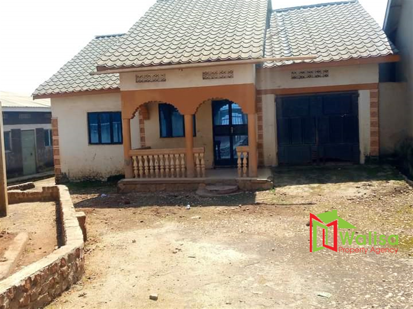 Town House for sale in Kawanda Wakiso