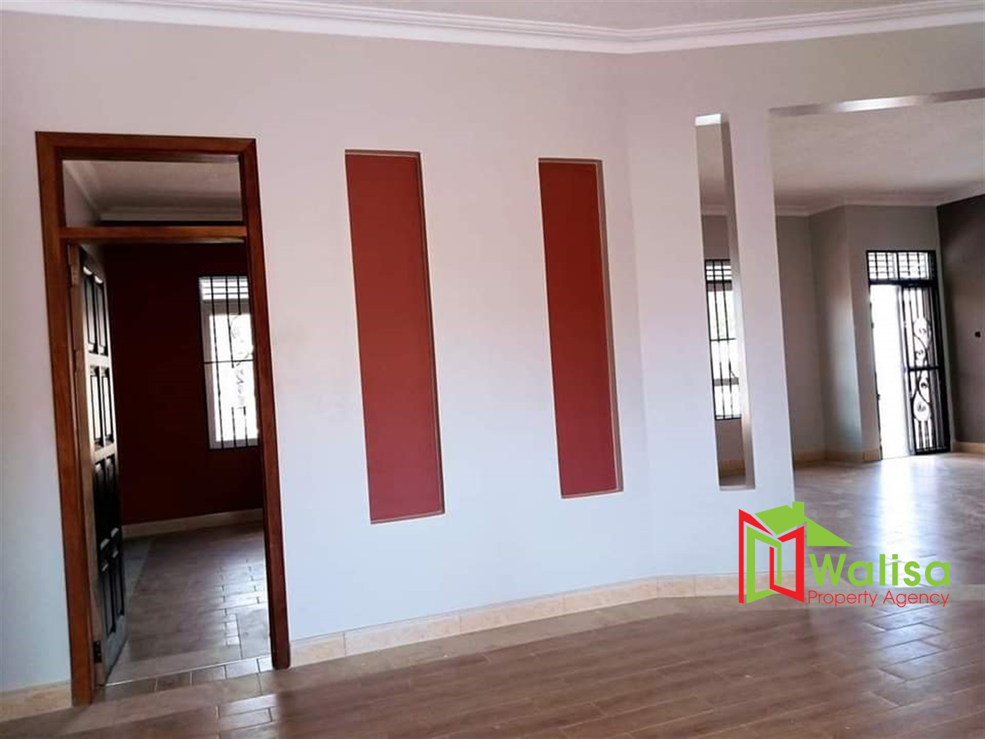 Mansion for sale in Seguku Wakiso