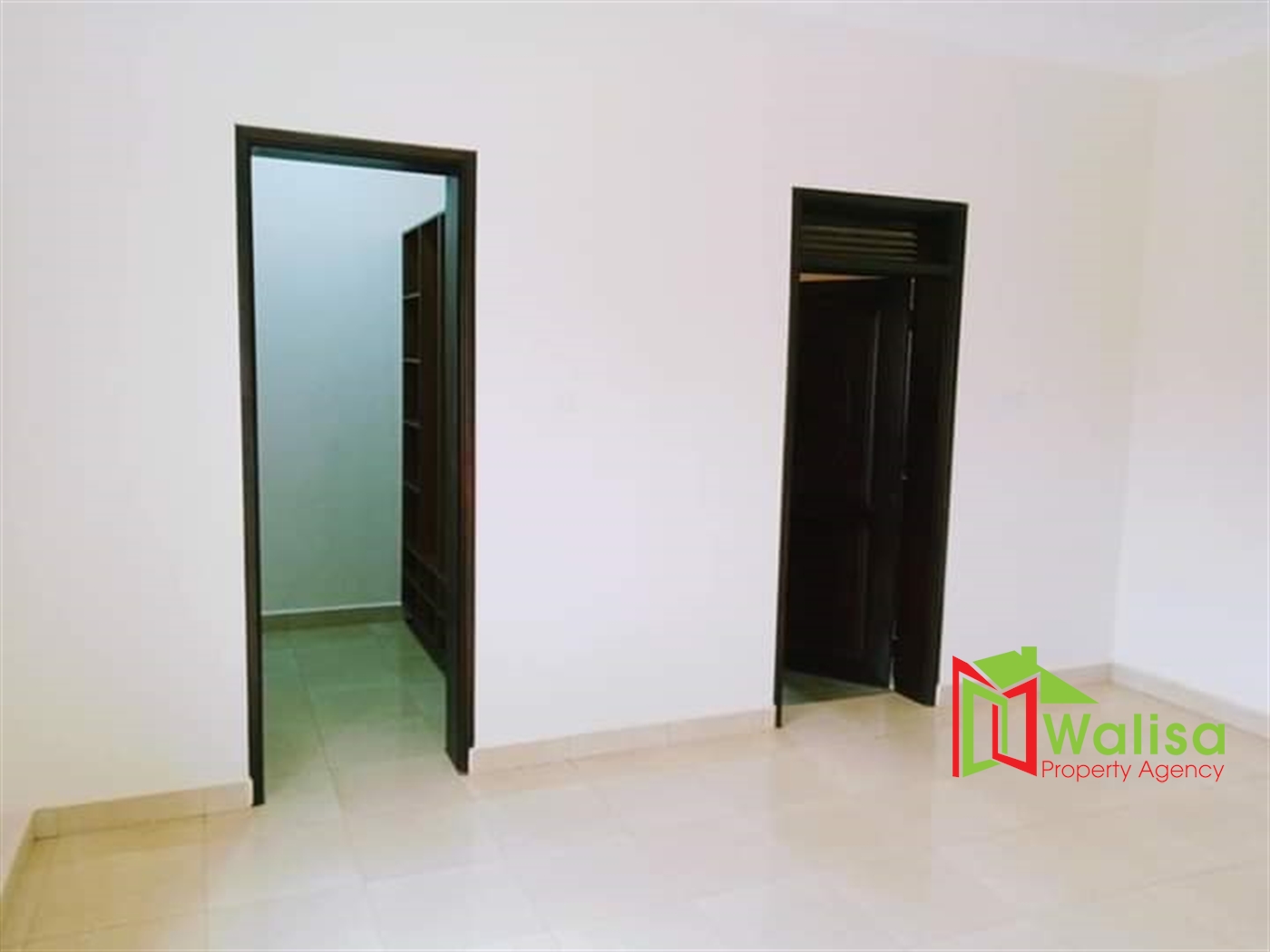 Town House for sale in Kira Wakiso