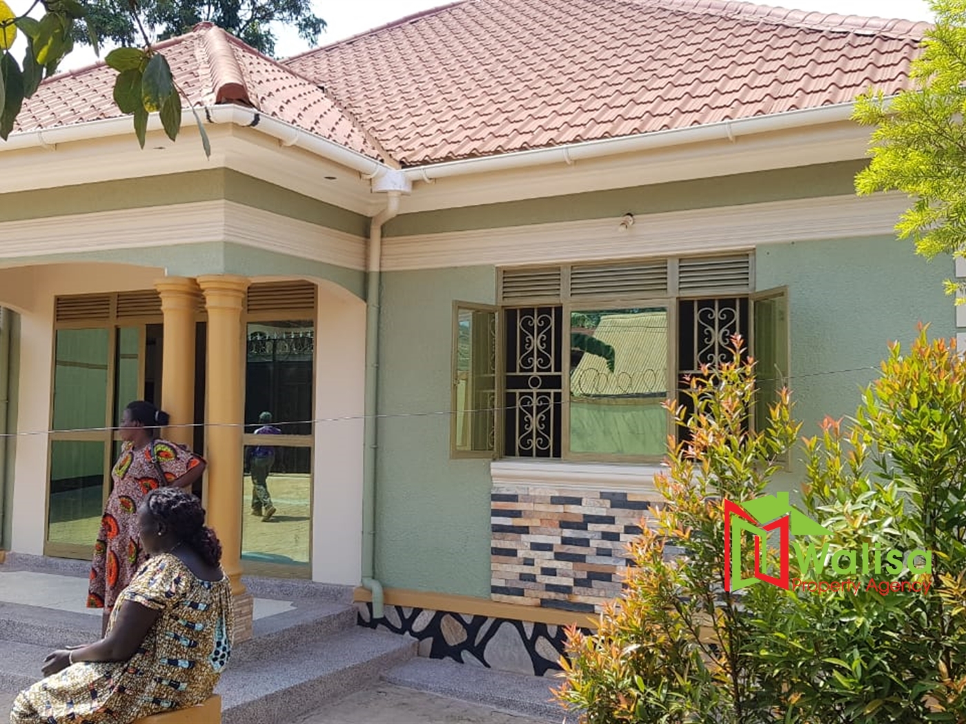 Town House for sale in Kitende Wakiso