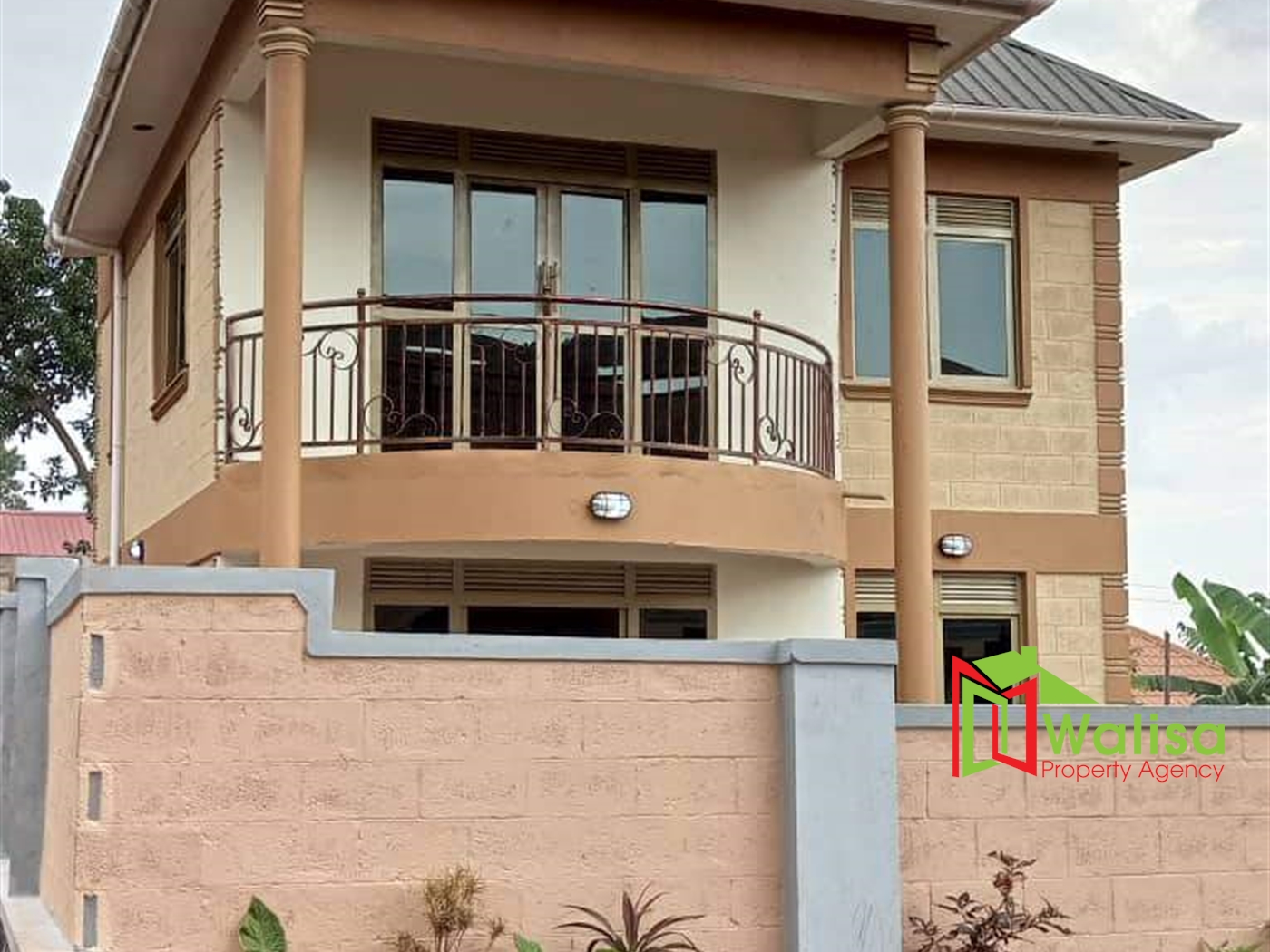 Storeyed house for sale in Seguku Wakiso