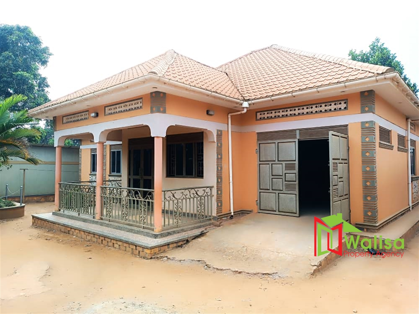 Town House for sale in Sonde Mukono