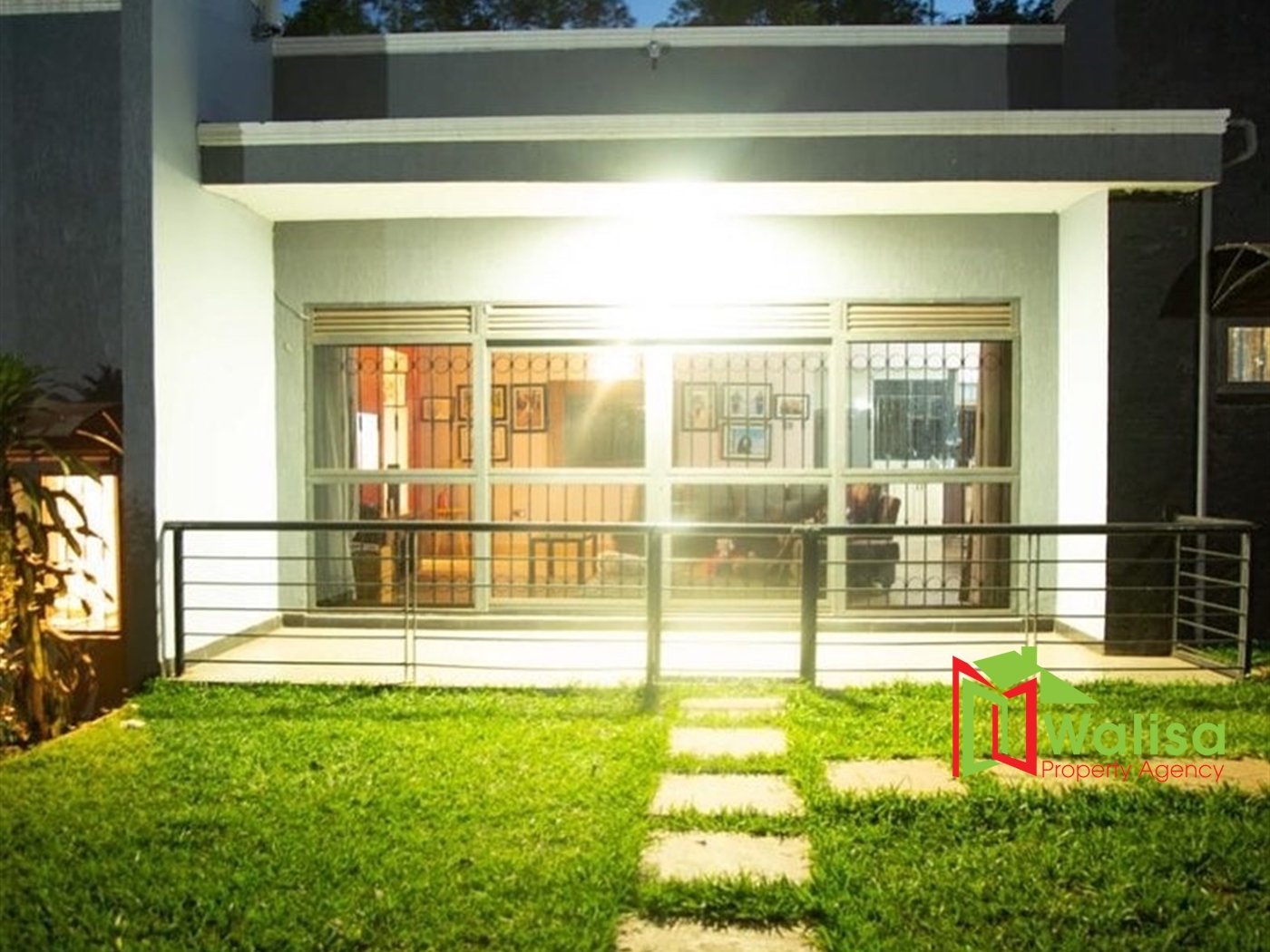 Mansion for sale in Kanyanya Kampala