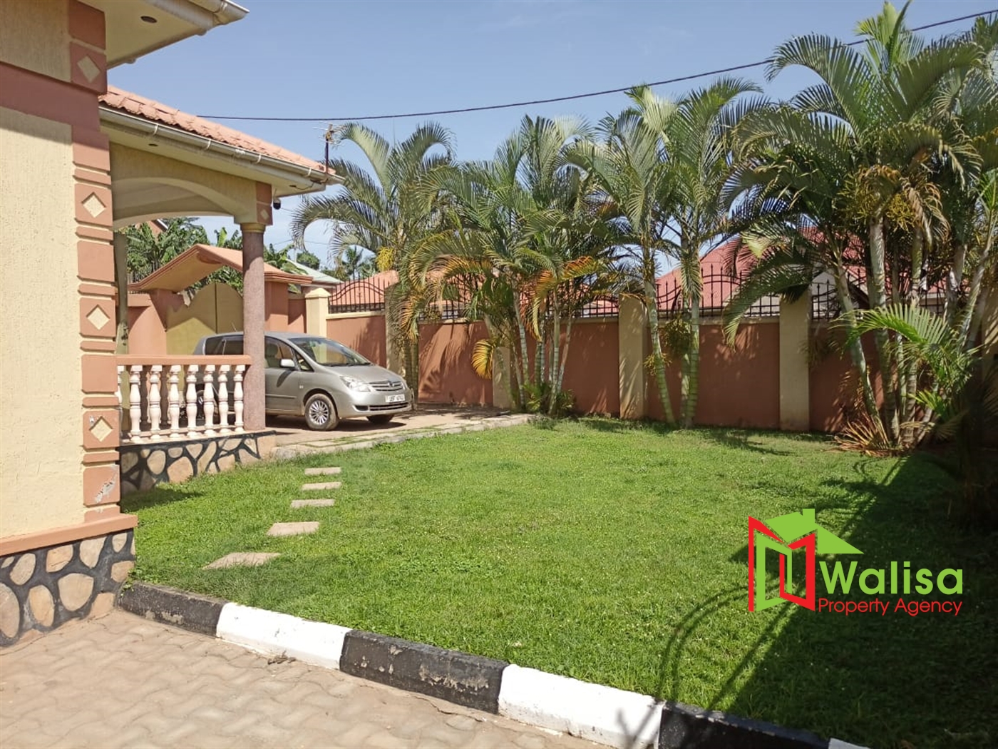 Bungalow for rent in Kisaasi Kampala