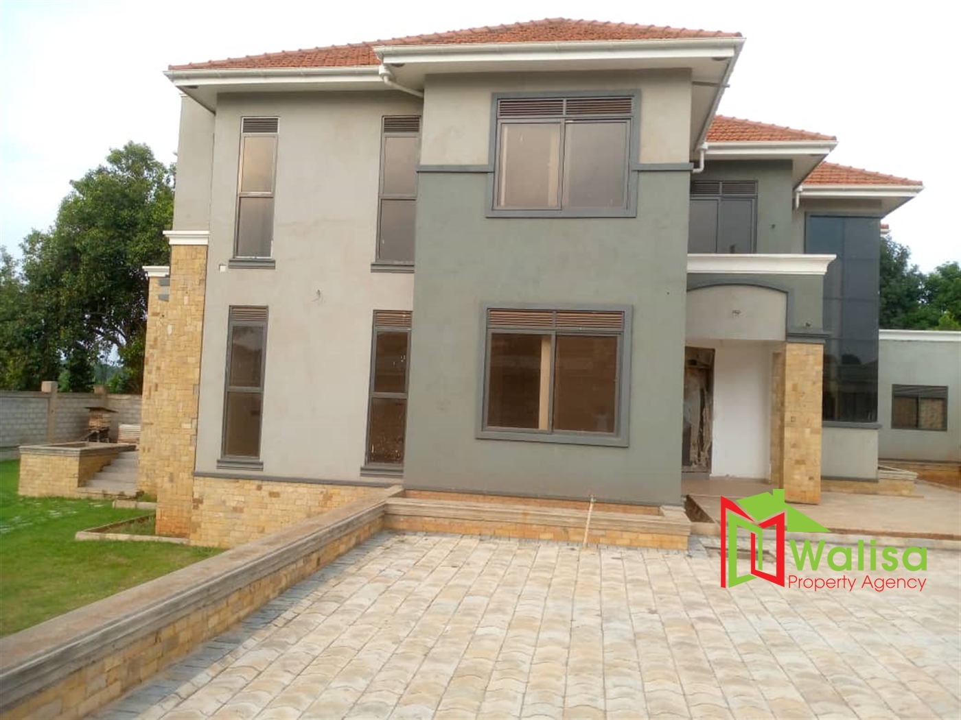Mansion for sale in Mbalwa Wakiso
