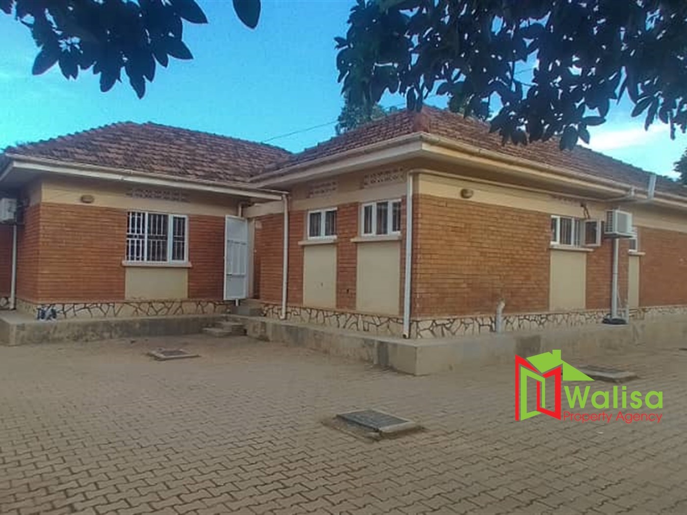 Mansion for sale in Seeta Mukono