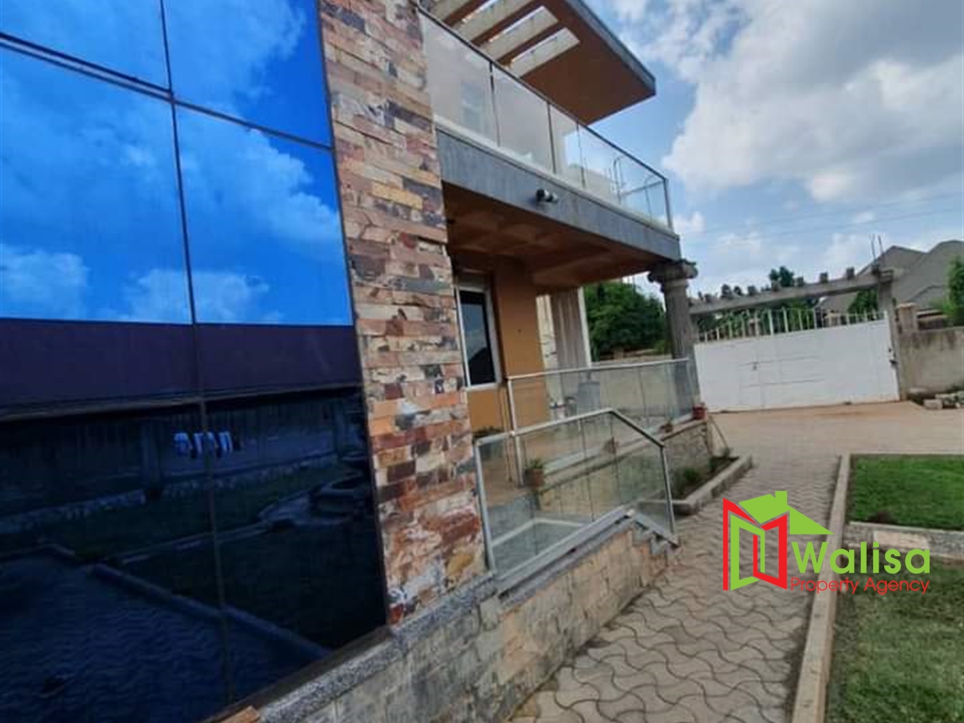 Duplex for sale in Gayaza Wakiso