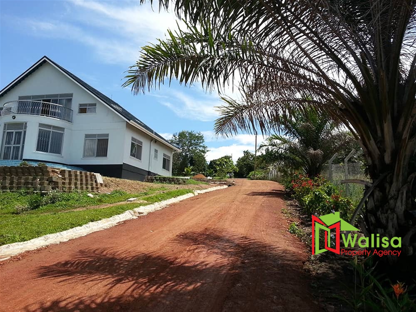 Town House for sale in Mpata Mukono