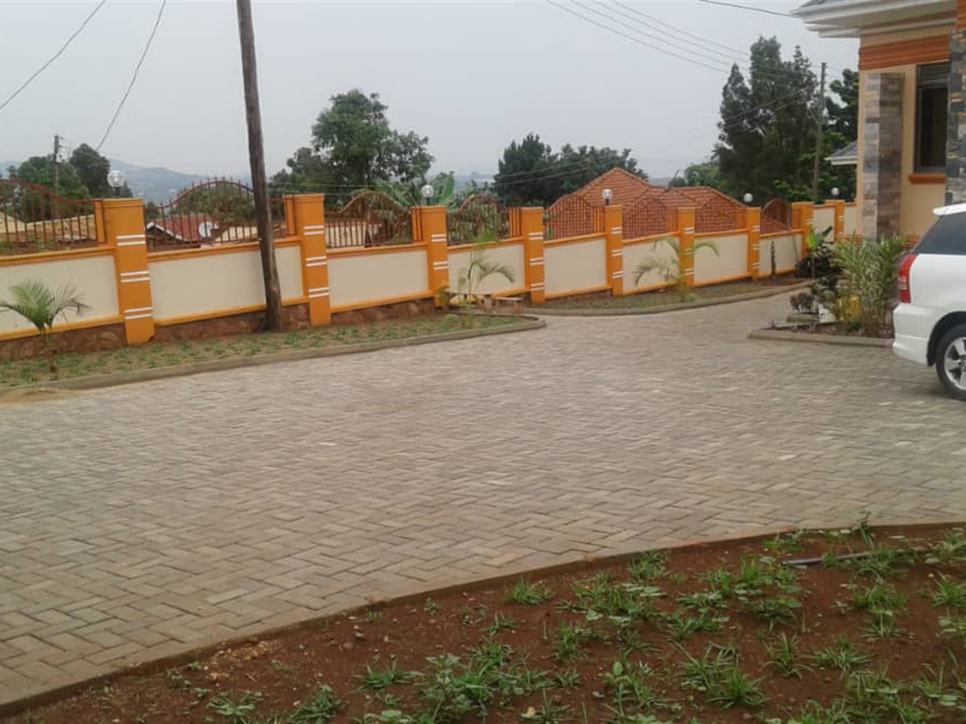 Bungalow for sale in Kitende Wakiso