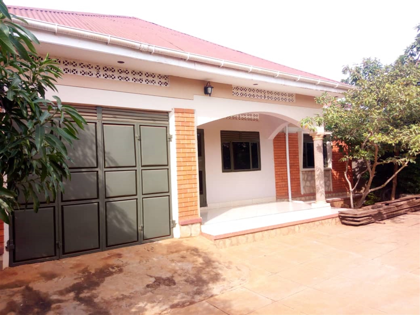 Bungalow for sale in Namugongo Wakiso