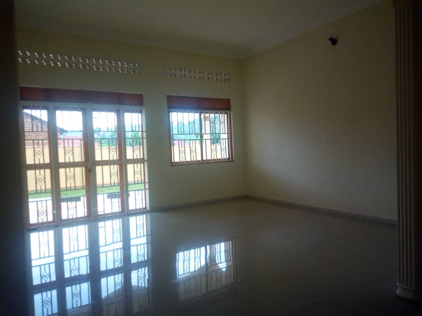 Bungalow for sale in Kitende Wakiso