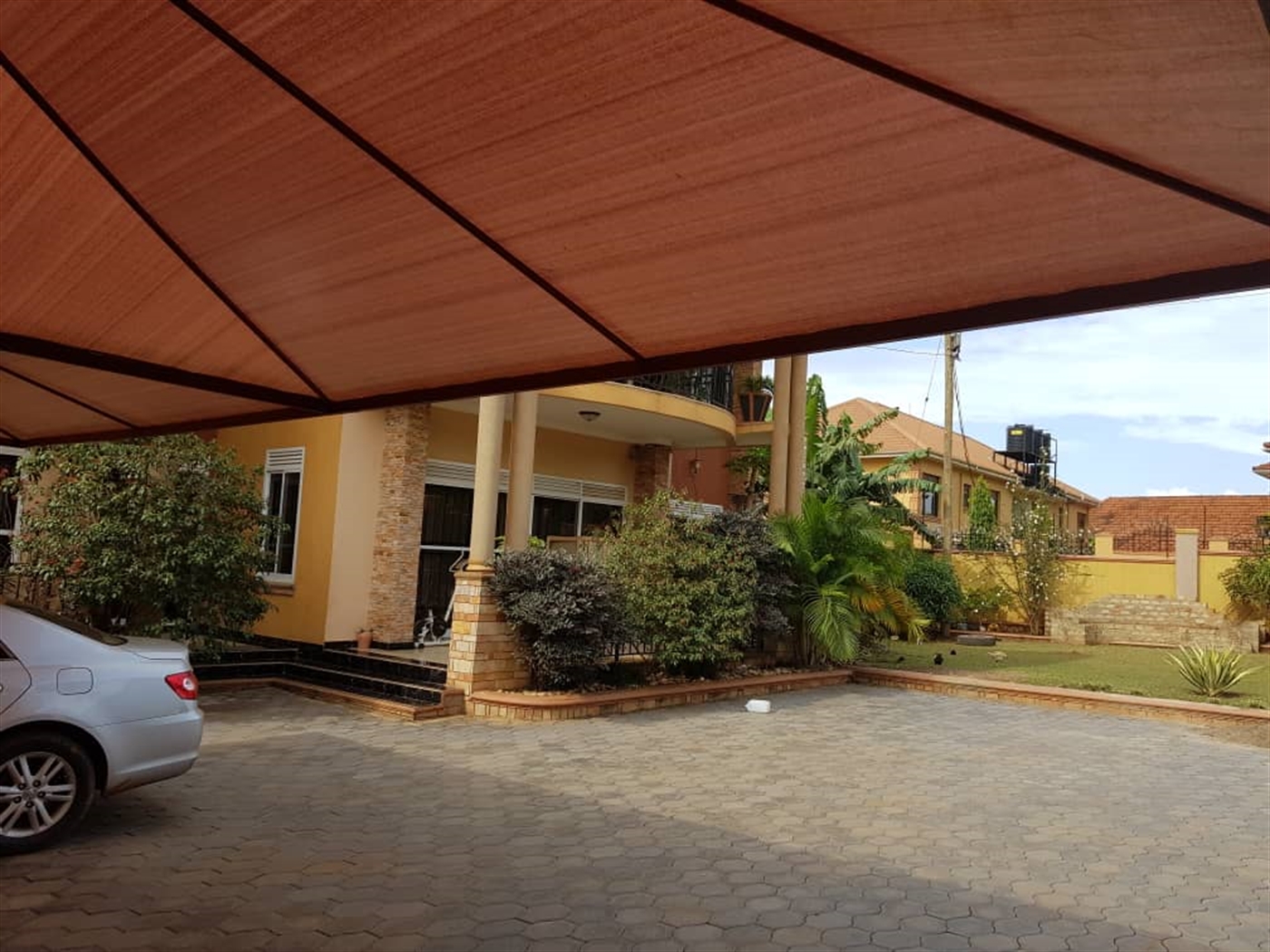 Mansion for sale in Najjera Kampala