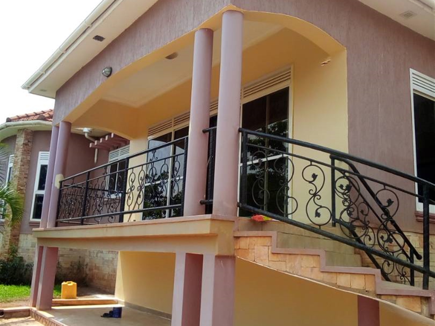 Mansion for sale in Kira Kampala