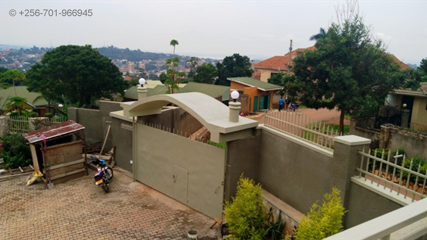 Bungalow for rent in Buziga Kampala