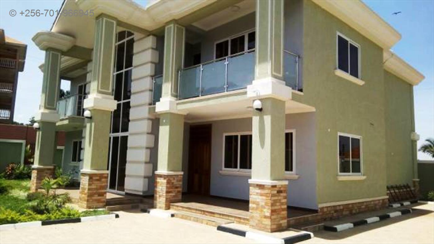 Storeyed house for sale in Munyonyo Kampala