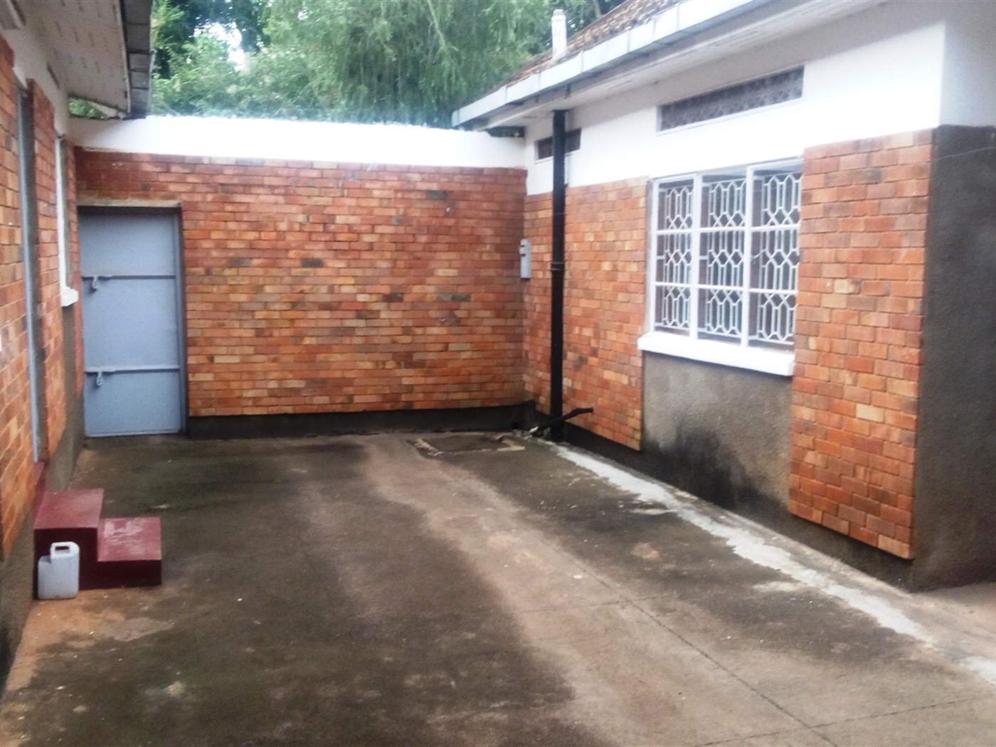 Mansion for sale in Ggaba Kampala