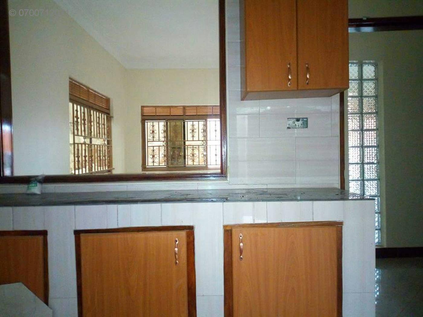 Bungalow for sale in Kitende Wakiso